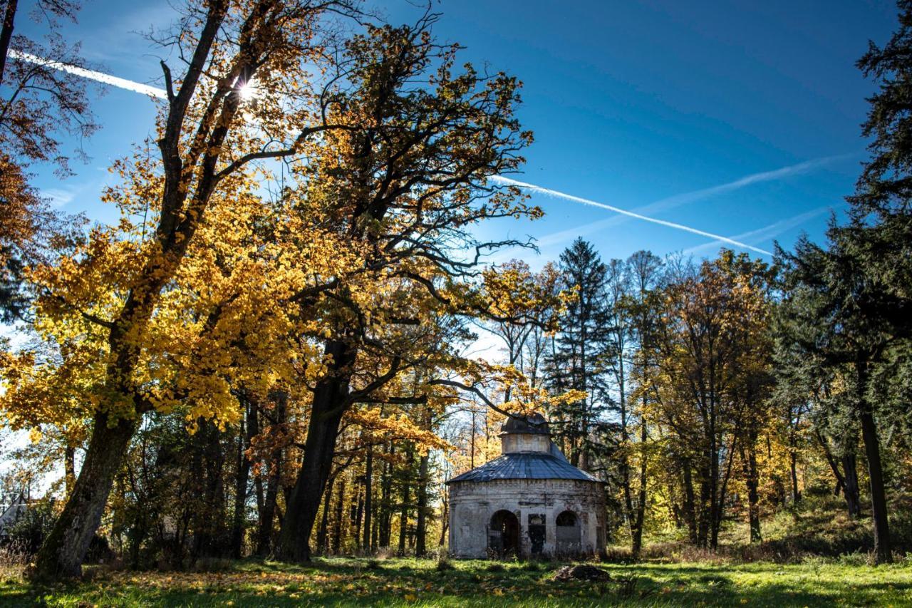 Palac Gorzanow Dış mekan fotoğraf